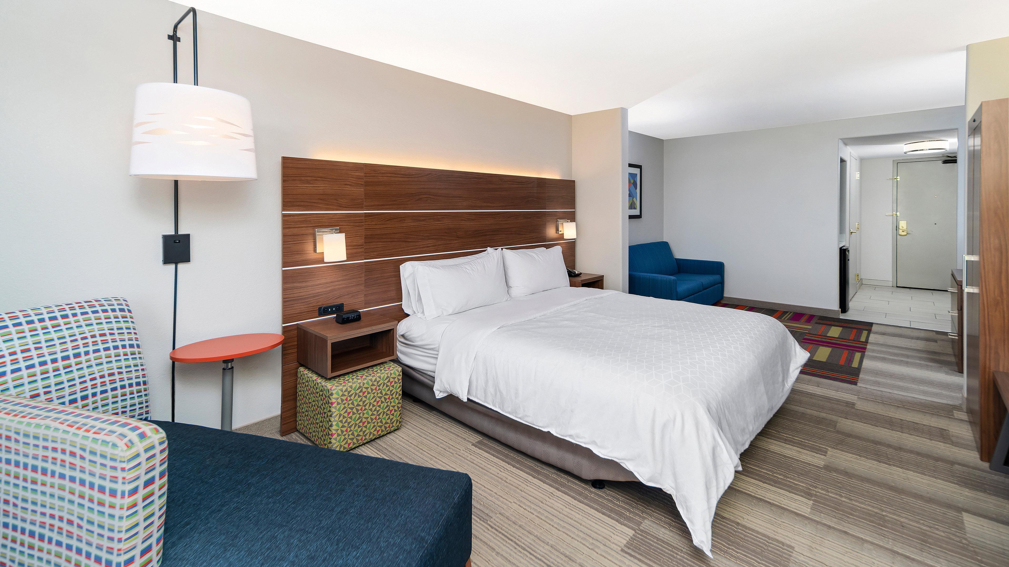 Holiday Inn Express & Suites Dinuba West By Ihg Εξωτερικό φωτογραφία