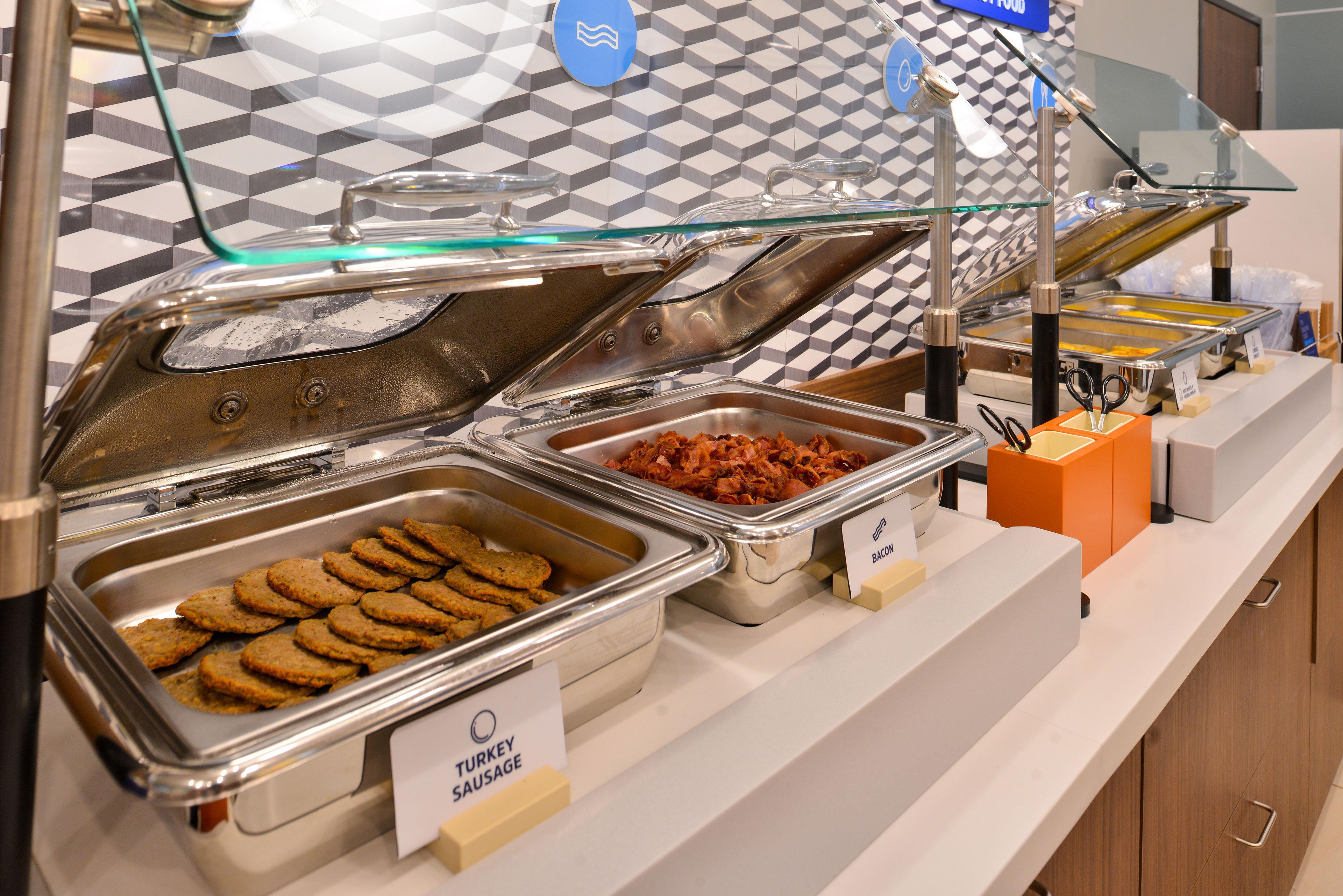 Holiday Inn Express & Suites Dinuba West By Ihg Εξωτερικό φωτογραφία