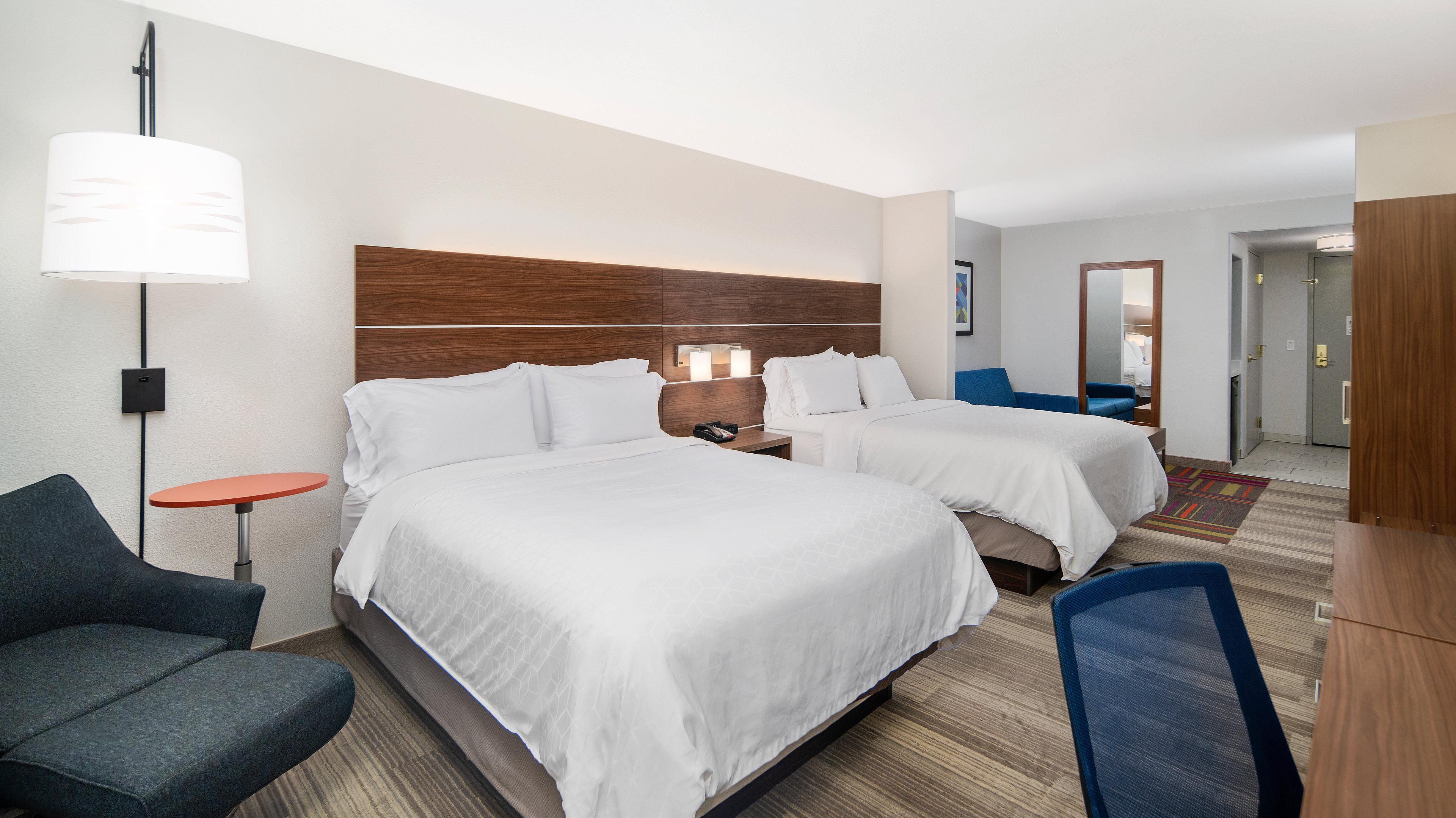 Holiday Inn Express & Suites Dinuba West By Ihg Εξωτερικό φωτογραφία